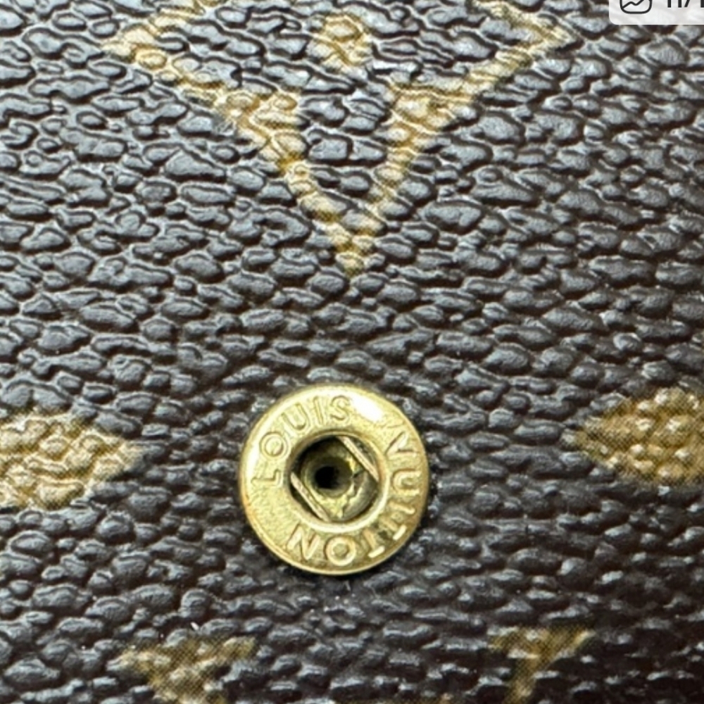 Louis Vuitton Leather Monogram Key Holder Wallet - Picture 8 of 8